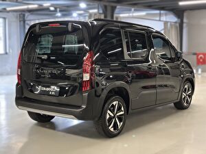 2025 Dizel Otomatik Peugeot Rifter Siyah Yüzbaşıoğlu