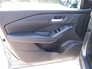 2023 MHEV Otomatik Nissan Qashqai Gri Yüzbaşıoğlu