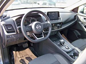 2023 MHEV Otomatik Nissan Qashqai Gri Yüzbaşıoğlu
