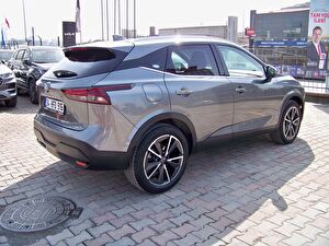 2023 MHEV Otomatik Nissan Qashqai Gri Yüzbaşıoğlu