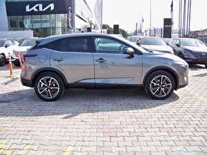 2023 MHEV Otomatik Nissan Qashqai Gri Yüzbaşıoğlu
