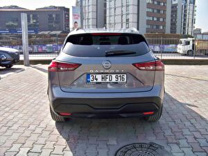 2023 MHEV Otomatik Nissan Qashqai Gri Yüzbaşıoğlu