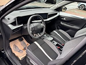 2025 Elektrik Otomatik Opel Frontera-e Siyah Yüzbaşıoğlu