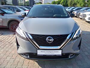 Nissan Qashqai SUV SUV 1.3 DIG-T 12V MHEV 4x4 Platinum Premium X-tronic
