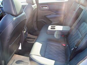 2023 MHEV Otomatik Nissan Qashqai Gri Yüzbaşıoğlu