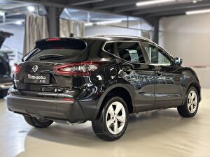 2020 Dizel Otomatik Nissan Qashqai Siyah Yüzbaşıoğlu