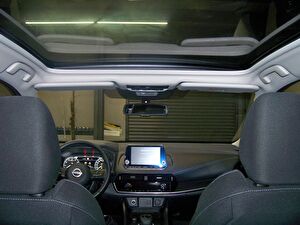 2023 MHEV Otomatik Nissan Qashqai Kırmızı Yüzbaşıoğlu