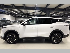 2026 Benzin Otomatik Omoda 7 Beyaz Yüzbaşıoğlu