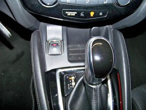 2020 Benzin Otomatik Nissan Qashqai Beyaz Yüzbaşıoğlu