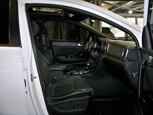 2016 Benzin Otomatik Kia Sportage Beyaz Yüzbaşıoğlu