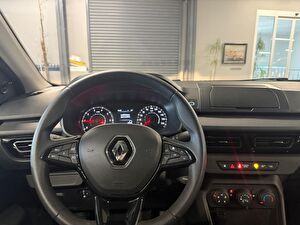 2022 Benzin Otomatik Renault Taliant Beyaz Yüzbaşıoğlu