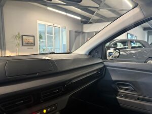 2022 Benzin Otomatik Renault Taliant Beyaz Yüzbaşıoğlu
