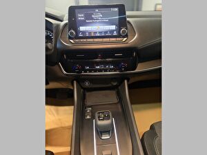 2023 Benzin Otomatik Nissan Qashqai Kırmızı Yüzbaşıoğlu