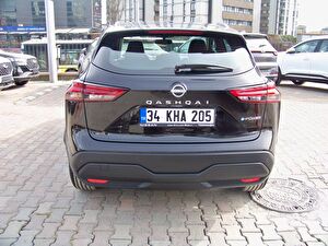 2023 Hybrid Otomatik Nissan Qashqai Siyah Yüzbaşıoğlu
