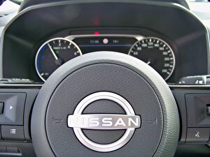 2023 Hybrid Otomatik Nissan Qashqai Siyah Yüzbaşıoğlu