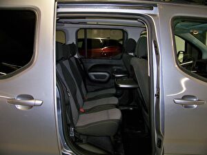 2022 Dizel Otomatik Toyota Proace City Gri Yüzbaşıoğlu