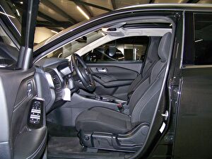 2023 Hybrid Otomatik Nissan Qashqai Siyah Yüzbaşıoğlu