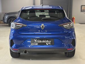 2025 Benzin Otomatik Renault Clio Mavi Yüzbaşıoğlu