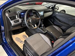 2025 Benzin Otomatik Renault Clio Mavi Yüzbaşıoğlu