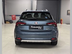 2025 Dizel Otomatik Fiat Egea Mavi Yüzbaşıoğlu