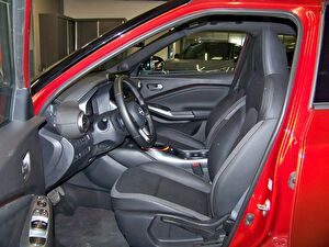 2025 Benzin Otomatik Nissan Juke Kırmızı Yüzbaşıoğlu