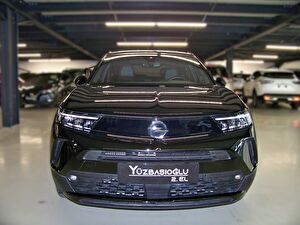 2024 Benzin Otomatik Opel Mokka Siyah Yüzbaşıoğlu