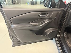 2023 MHEV Otomatik Nissan Qashqai Siyah Yüzbaşıoğlu