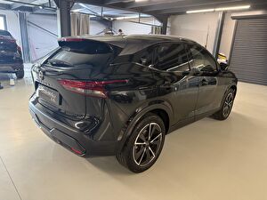 2023 MHEV Otomatik Nissan Qashqai Siyah Yüzbaşıoğlu