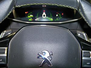 2020 Benzin Otomatik Peugeot 2008 Gri Yüzbaşıoğlu