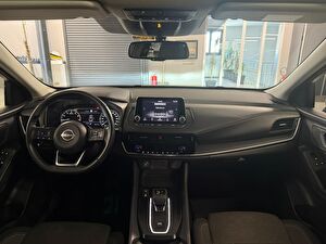 2022 MHEV Otomatik Nissan Qashqai Beyaz Yüzbaşıoğlu