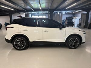 2022 MHEV Otomatik Nissan Qashqai Beyaz Yüzbaşıoğlu