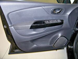 2014 Dizel Otomatik Renault Captur Siyah Yüzbaşıoğlu