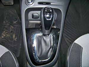 2014 Dizel Otomatik Renault Captur Siyah Yüzbaşıoğlu