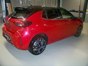 2023 Benzin Otomatik Opel Corsa Kırmızı Yüzbaşıoğlu