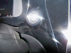 2023 Benzin Otomatik Opel Corsa Kırmızı Yüzbaşıoğlu