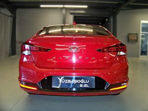 2019 Benzin Otomatik Hyundai Elantra Kırmızı Yüzbaşıoğlu