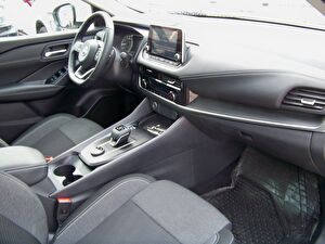 2023 MHEV Otomatik Nissan Qashqai Beyaz Yüzbaşıoğlu