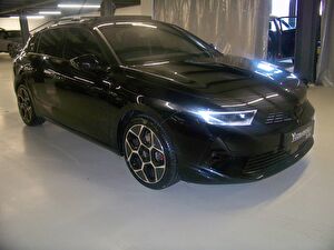2023 Benzin Otomatik Opel Astra Siyah Yüzbaşıoğlu