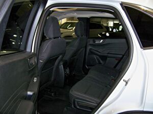 2023 Benzin Otomatik Ford Kuga Beyaz Yüzbaşıoğlu