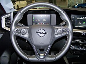 2023 Benzin Otomatik Opel Mokka Kırmızı Yüzbaşıoğlu