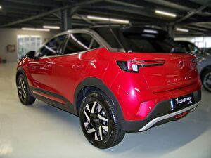 2023 Benzin Otomatik Opel Mokka Kırmızı Yüzbaşıoğlu
