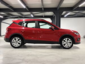 2021 Benzin Otomatik Seat Arona Kırmızı Yüzbaşıoğlu