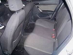 2020 Benzin Otomatik Seat Arona Beyaz Yüzbaşıoğlu