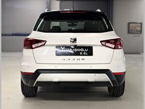 2020 Benzin Otomatik Seat Arona Beyaz Yüzbaşıoğlu