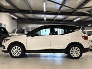 2020 Benzin Otomatik Seat Arona Beyaz Yüzbaşıoğlu