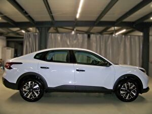 2025 Benzin Otomatik Citroen C4 X Beyaz Yüzbaşıoğlu