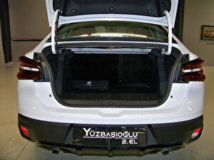 2025 Benzin Otomatik Citroen C4 X Beyaz Yüzbaşıoğlu