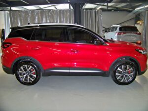 2024 Benzin Otomatik Chery Tiggo 7 Pro Kırmızı Yüzbaşıoğlu