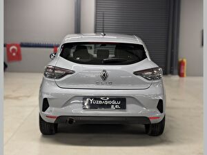2025 Benzin Otomatik Renault Clio Gri Yüzbaşıoğlu