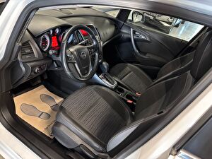2016 Dizel Otomatik Opel Astra Beyaz Yüzbaşıoğlu